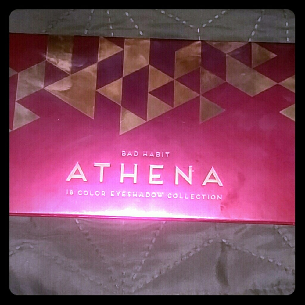 Makeup eyeshadow pallate